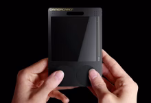 Keponakan Kreator ZX Spectrum Umumkan GamerCard – Konsol Retro Ultra-Tipis Bergaya Kartu Kredit