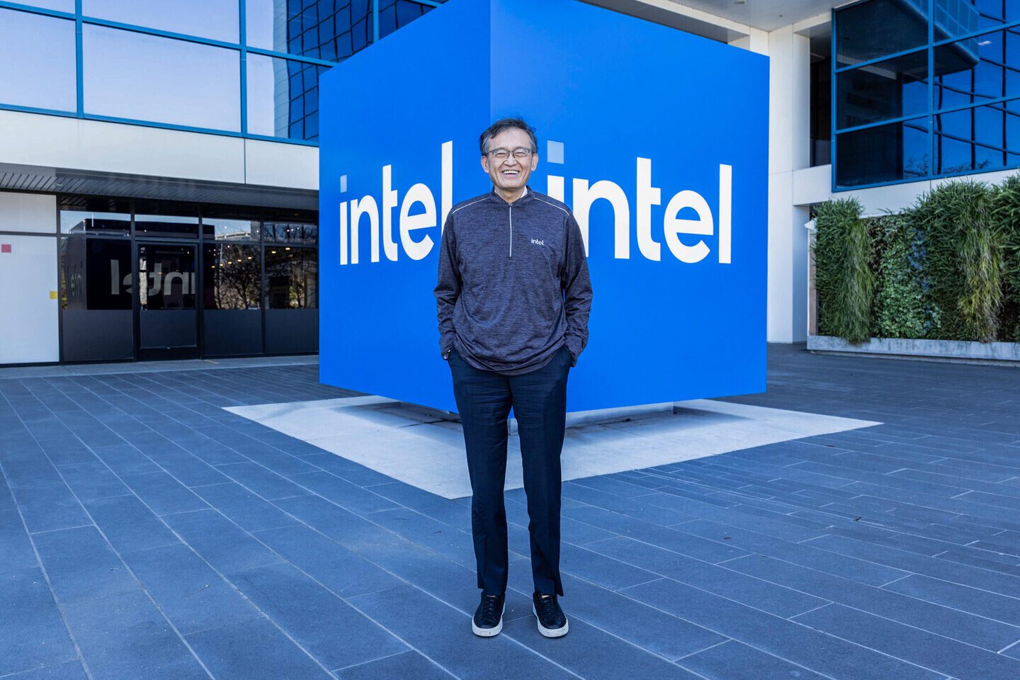 CEO Intel Lip-Bu Tan Dihadapkan Pertanyaan Terkait Investasi Perusahaan di Tiongkok