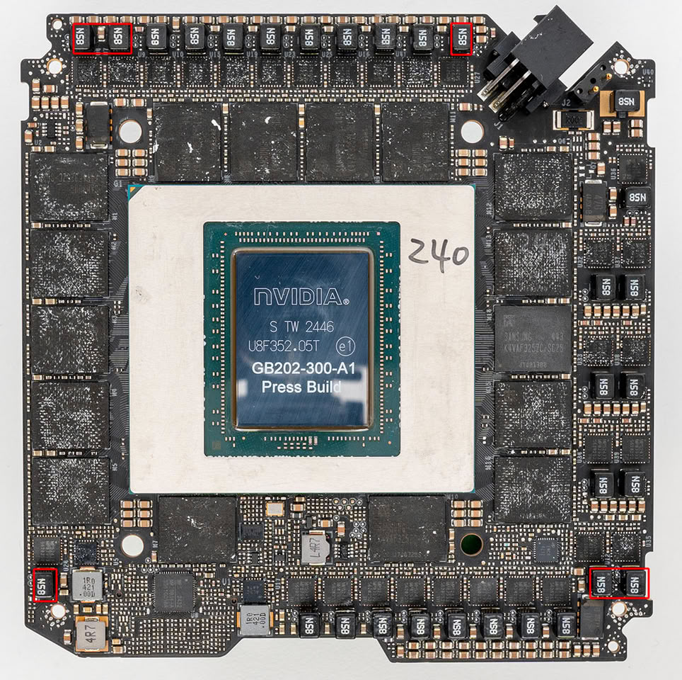 GDDR7 RTX 50 gallery 1